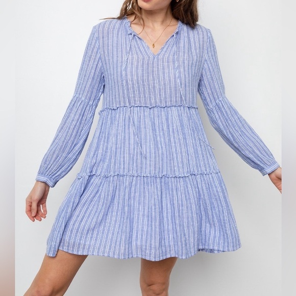 Rails Dresses & Skirts - RAILS Everly Dress in Ludlow Stripe  Light Blue Long Sleeve Dress Size Medium